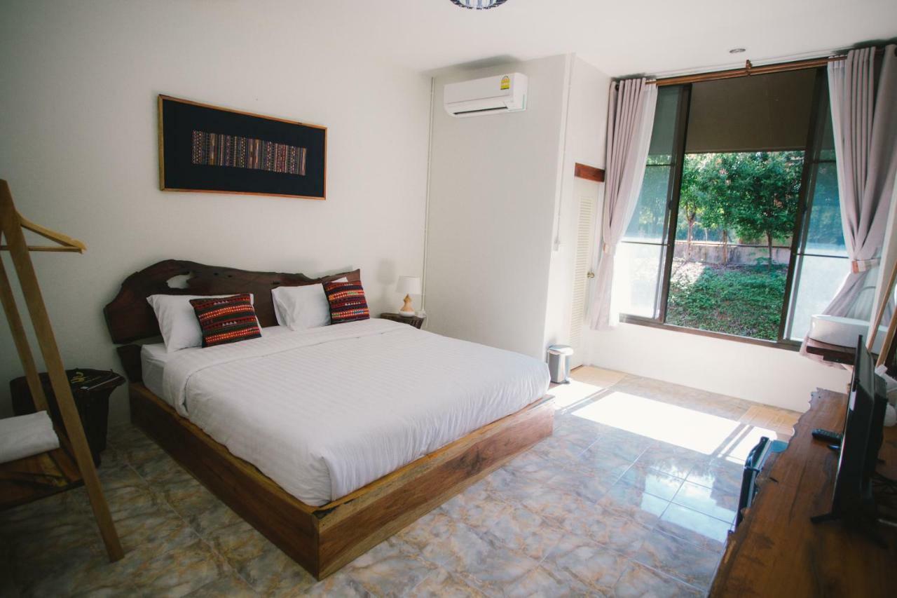 Yayo Coffee And Bed Apartment Chiang Rai Bagian luar foto